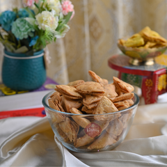 PLAIN MATHRI - Krishna Vilas Namkeen